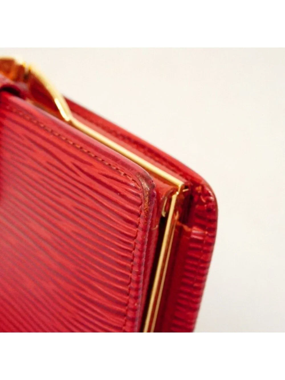 Louis Vuitton Wallet Epi Portomonevie Viennois Castilian